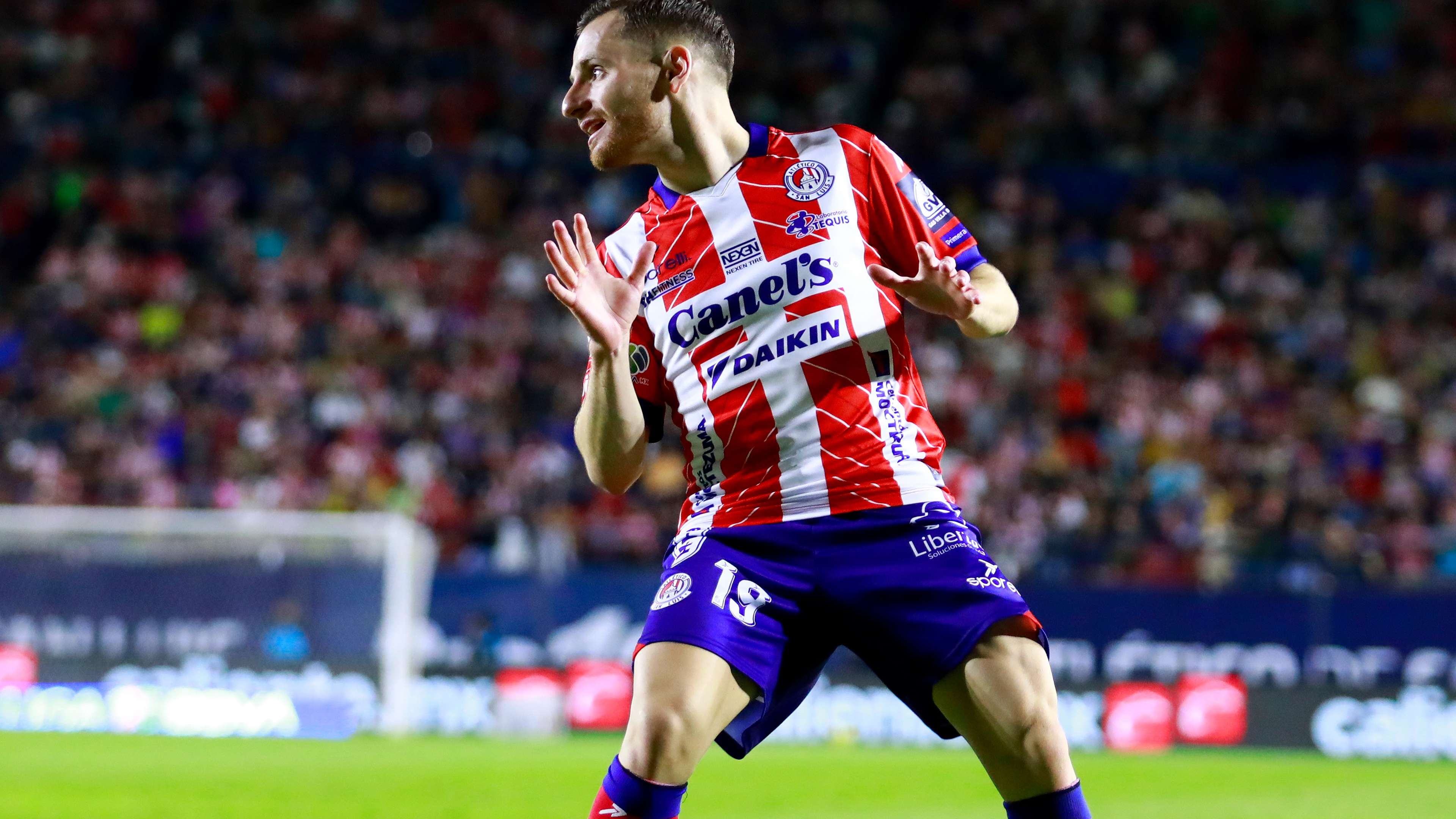 米切爾稱我們處於被追趕狀態 無需緊張現在只是11月.